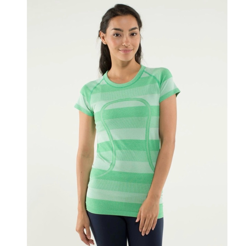 Lululemon Run: Swiftly Tech Short Sleeve in Heathered Green Bean Size 8 - Picture 14 of 14